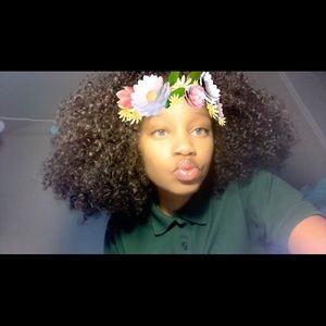 Meet your Posher, Raquel